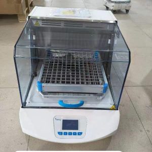Shaking Incubator